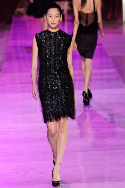 Look 48
